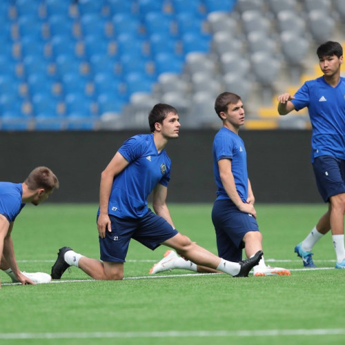 KAZAKHSTAN NATIONAL TEAM STARTS TCB IN ASTANA
