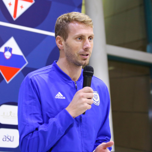 Football Players Erkebulan Tungyshbayev and Sergei Maly Met with Fans