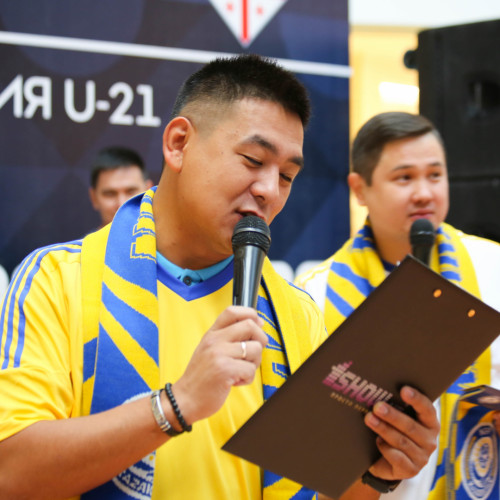 Shchetkin and Suyumbayev Met with Fans