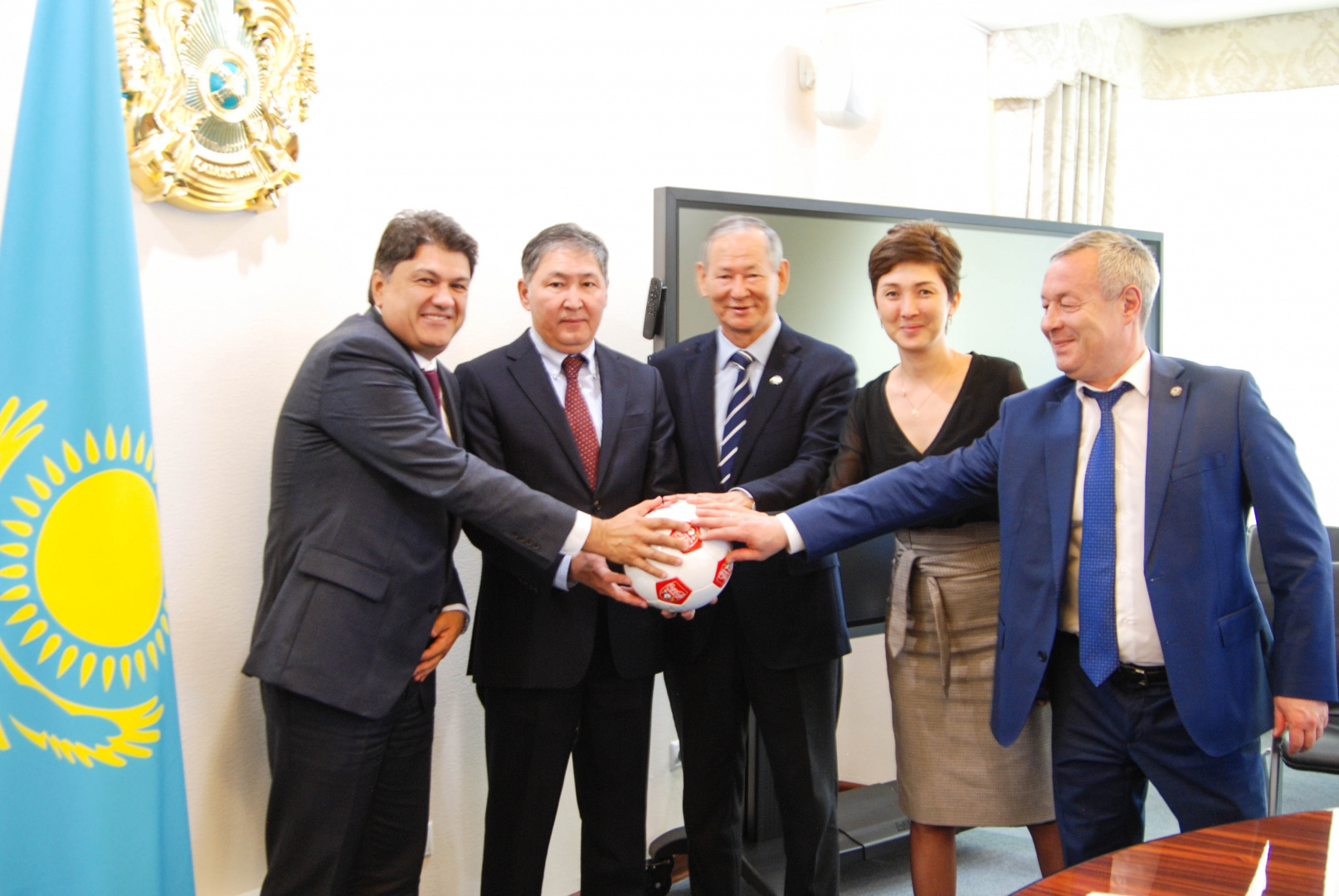 "Coca-Cola" Will Support Project "Football Lesson"