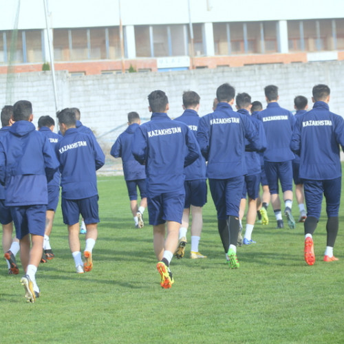 Kazakhstan Youth Team Held First Training Session in Montenegro