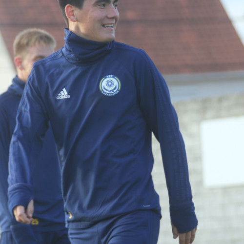 Kazakhstan Youth Team Held First Training Session in Montenegro