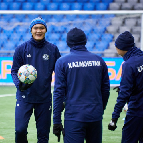 Pre-Match Training Session - Photo Report