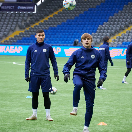 Pre-Match Training Session - Photo Report