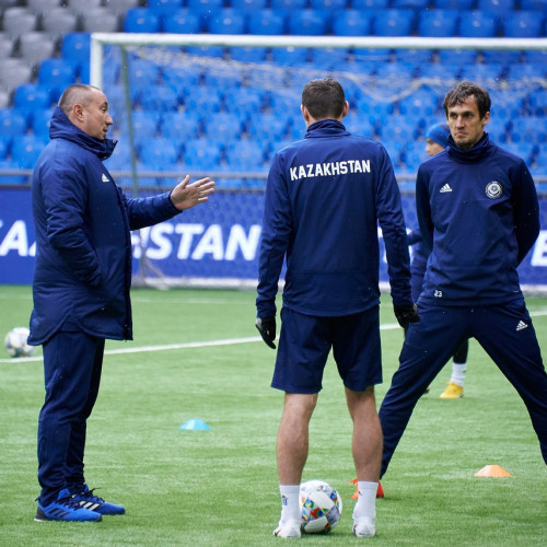 Pre-Match Training Session - Photo Report