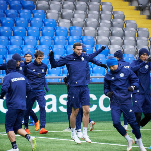 Pre-Match Training Session - Photo Report