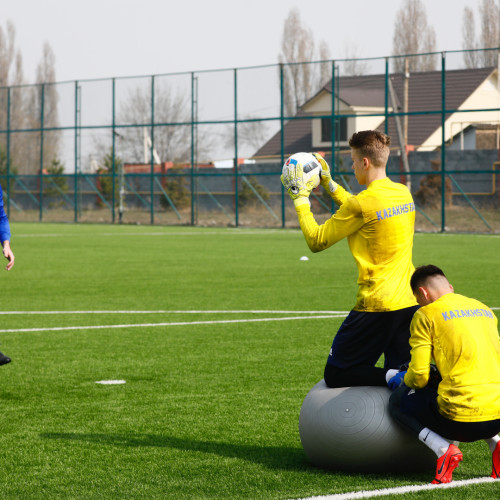 Kazakhstan U-21 training session - photo report