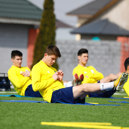 Kazakhstan U-21 training session - photo report