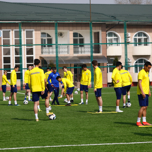 Kazakhstan U-21 training session - photo report