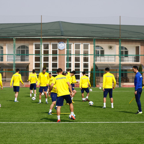 Kazakhstan U-21 training session - photo report