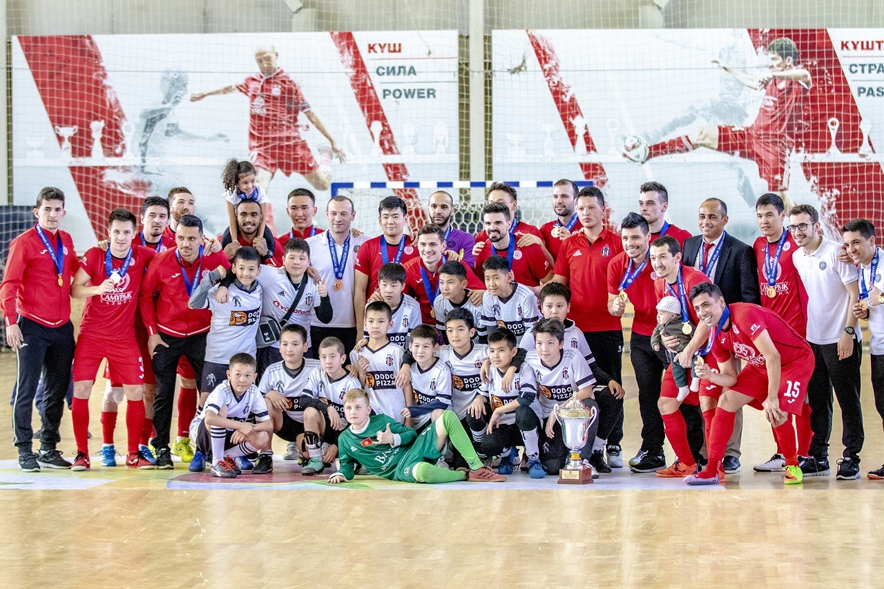 АФК «Кайрат» награжден кубком чемпиона