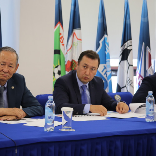 Youth Football Committee Held A Meeting