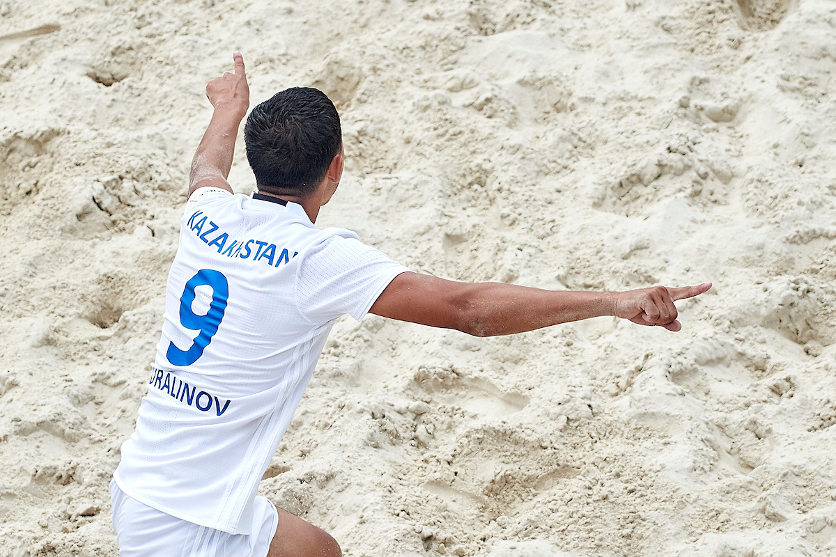 Kazakhstan Beach Soccer Team Beat Czech Republic