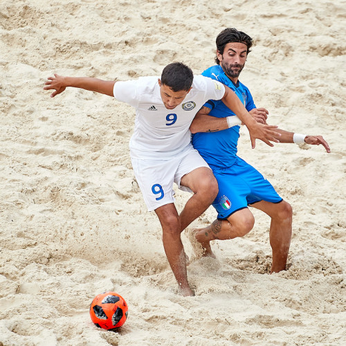 Kazakhstan Beach Soccer Team Lost to Italy