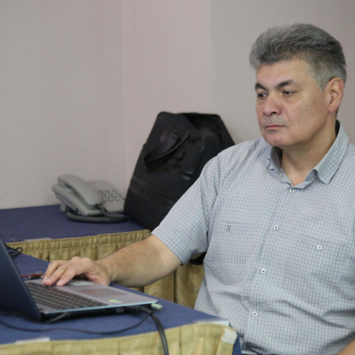 Жас төрешілерге арналған семинар басталды