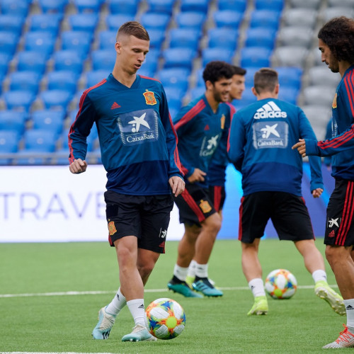 Pre-Training Session of the Spanish youth team - Photos
