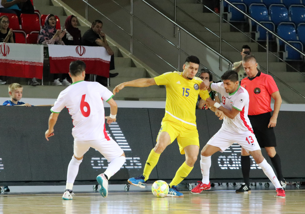 Kazakhstan futsal team loses to Iran at Caspian Cup 2019