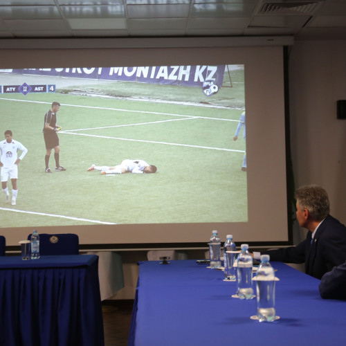 Referee Panel Meeting - Video