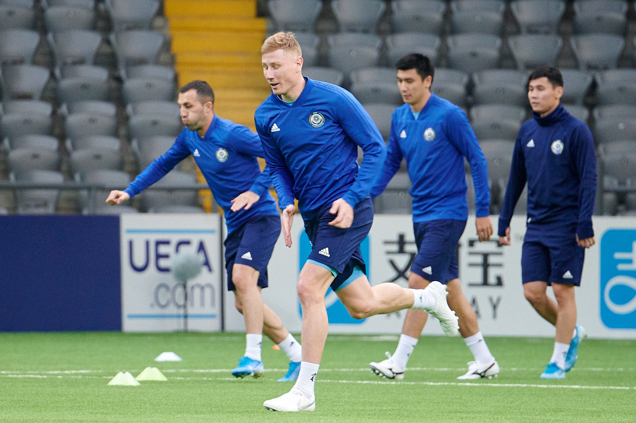 Kazakhstan national team pre-match training session - Photos