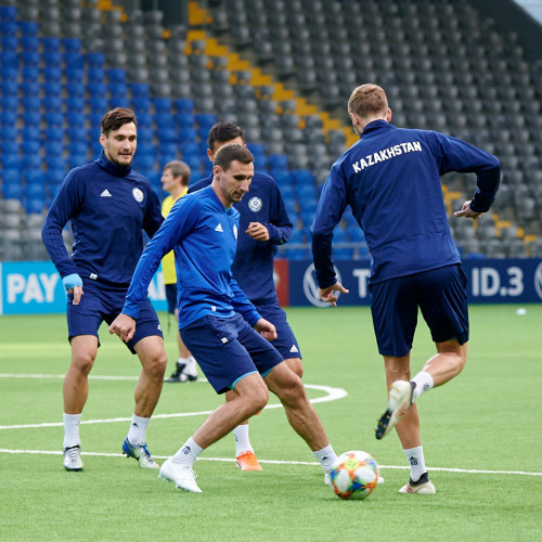 Kazakhstan national team pre-match training session - Photos
