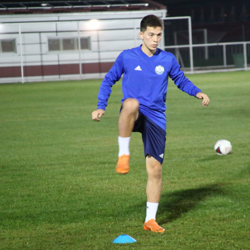 Kazakhstan U21 Arrives in Macedonia