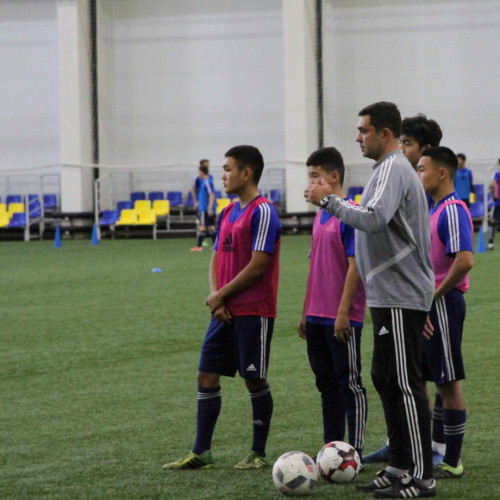 Coaches Renew Their License