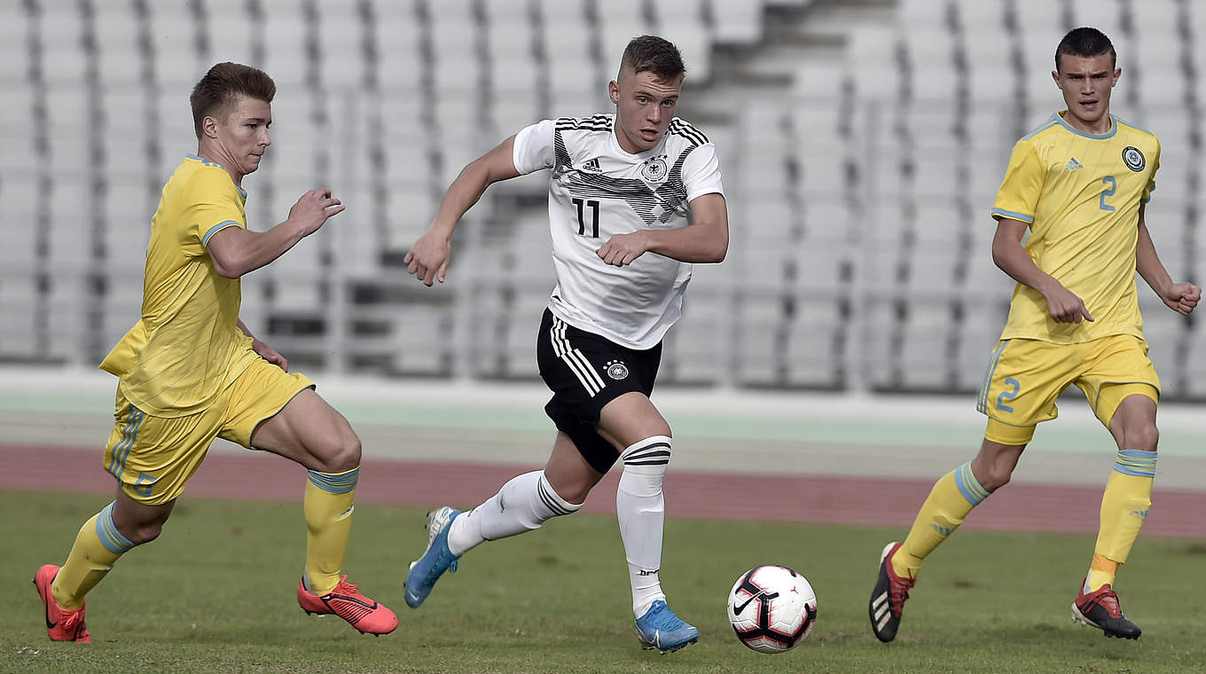 Kazakhstan U-17 Plays First Match at Euro-2020