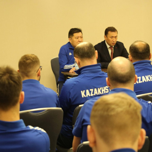 KFF General Secretary Meets with Kazakhstan Futsal Team