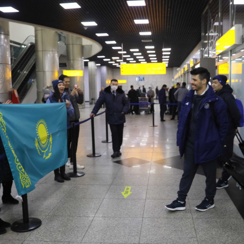 Kazakhstan Futsal Team Arrives in Almaty