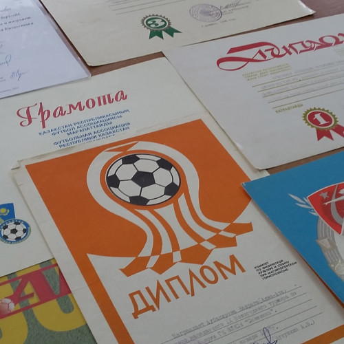 О футболе в Доме дружбы