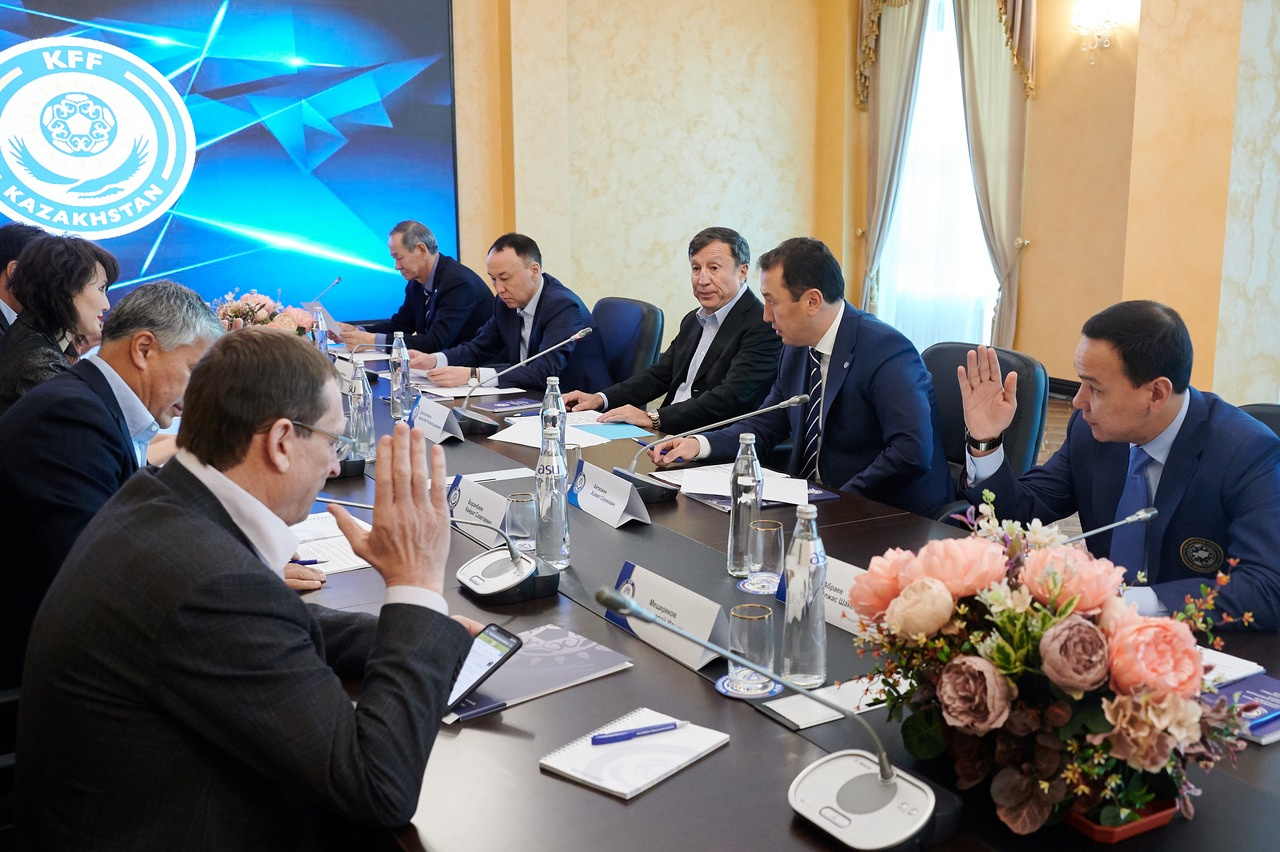 KFF Executive Committee Holds Meeting