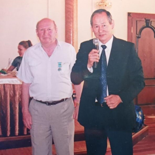 Kazakhstan football veteran turned 80!