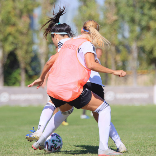 PHOTOS: PRE-MATCH TRAINING OF KAZAKHSTAN WOMEN'S NATIONAL FOOTBALL