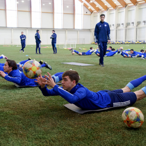 Қазақстан жасөспірімдер құрамасының «Даму Кубогына» шақырылған ойыншыларының кең тізімі