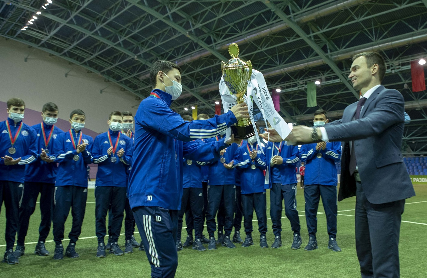Қазақстан жасөспірімдер құрамасының «Даму Кубогындағы» марапаттау рәсімінен фоторепортаж