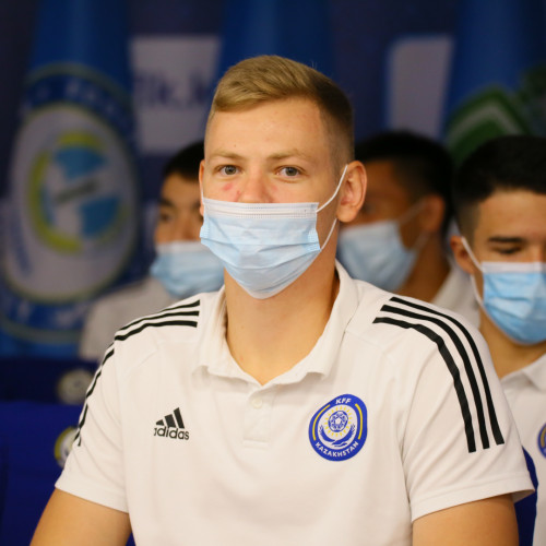 Әділбек Жақсыбеков футзал құрамасымен кездесті