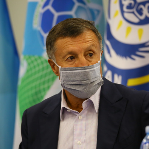 Әділбек Жақсыбеков футзал құрамасымен кездесті