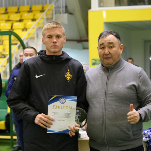 «Астана» – чемпион РК среди юношеских команд Футбольных центров и Академий (2003-2004)