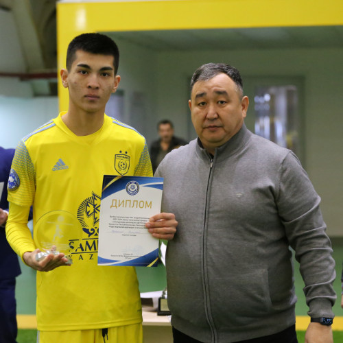 «Астана» – чемпион РК среди юношеских команд Футбольных центров и Академий (2003-2004)