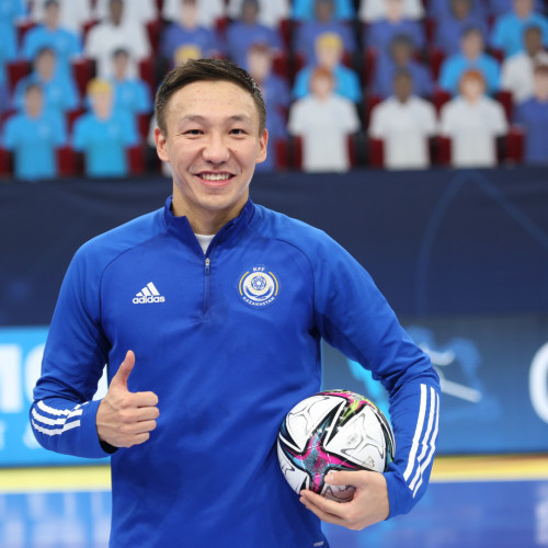 The national team of Kazakhstan held the first training session in Groningen