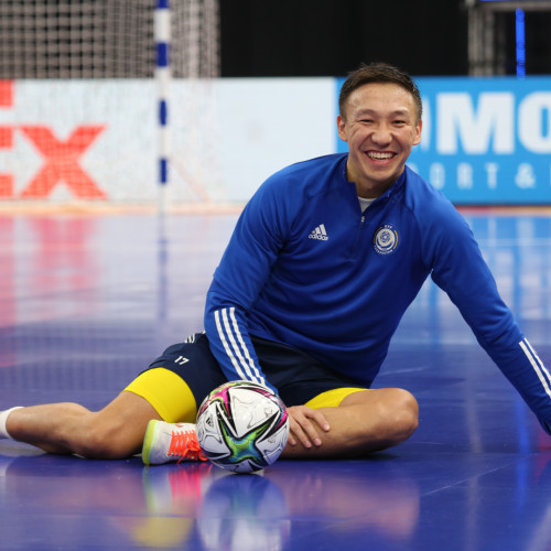 The national team of Kazakhstan held the first training session in Groningen