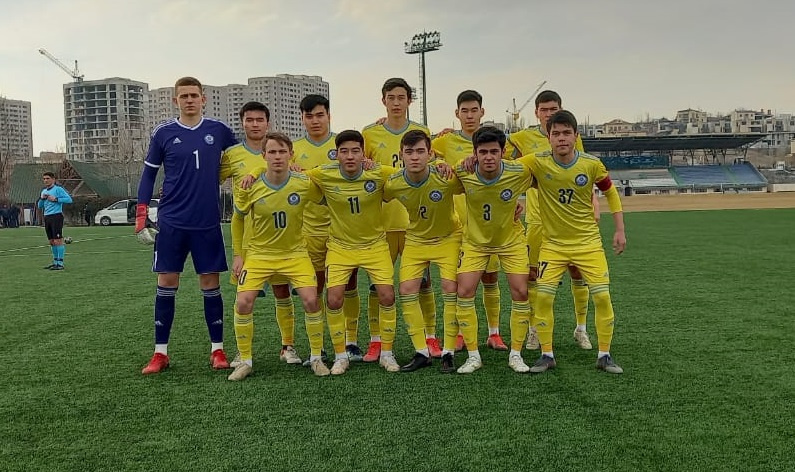 Сборная Казахстана U-19 провела товарищеские матчи с Арменией