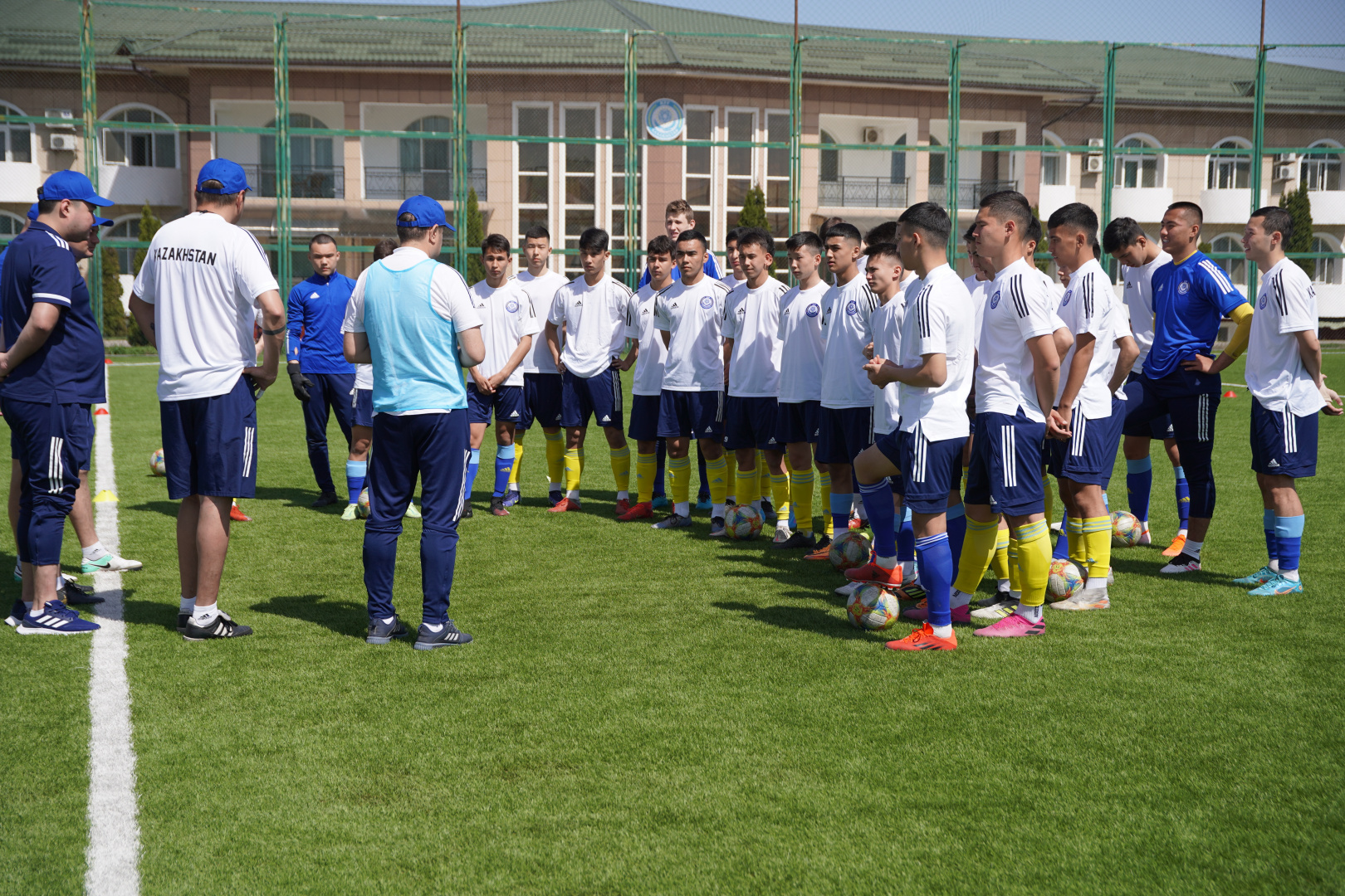 Сборная Казахстана U-17 проведет УТС в Талгаре