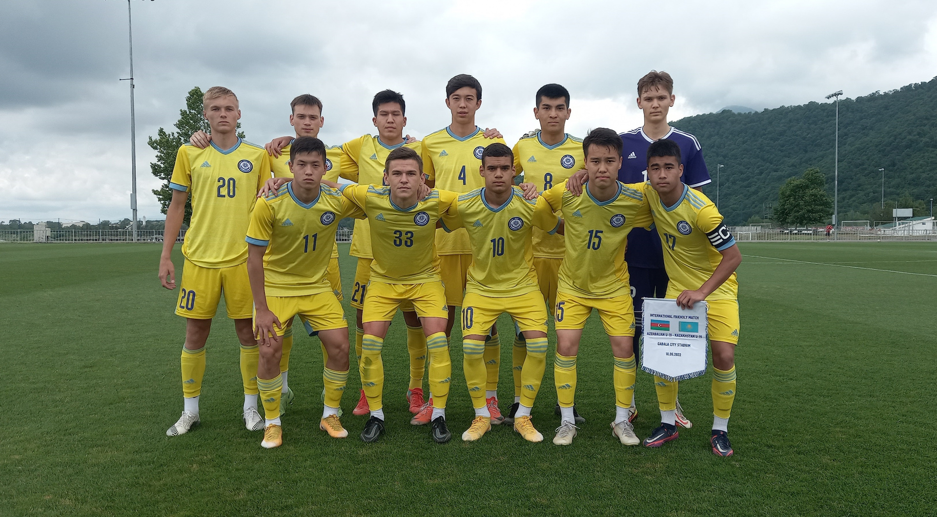 Сборная Казахстана U-19 во втором товарищеском матче уступила Азербайджану U-19