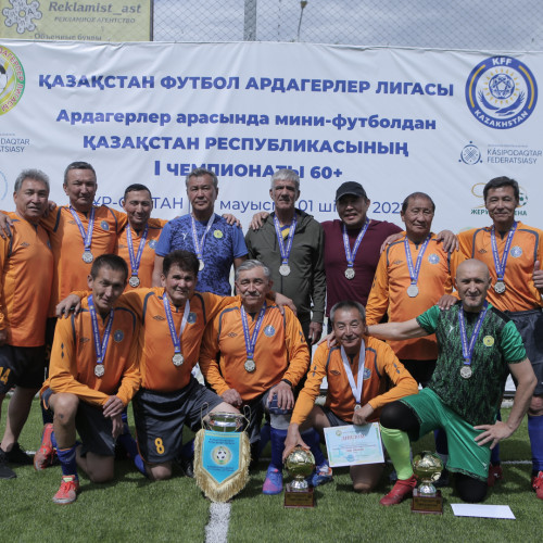 В столице состоялся чемпионат РК по мини-футболу среди ветеранов 60+