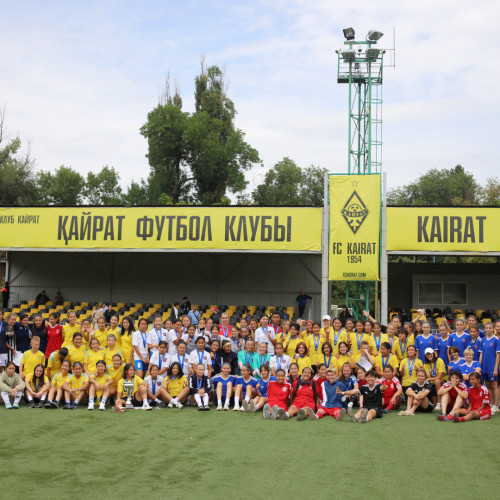«Кайрат» – чемпион РК по футболу среди девичьих команд (2005-2006)