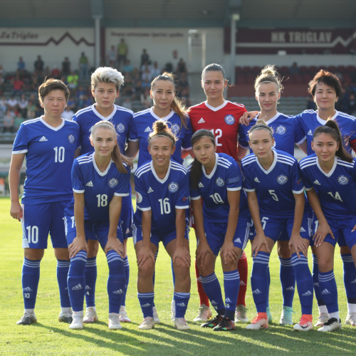 Фоторепортаж с матча Словения W – Казахстан W – 2:0