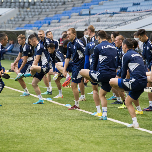 Pre-match Training Session - Photos