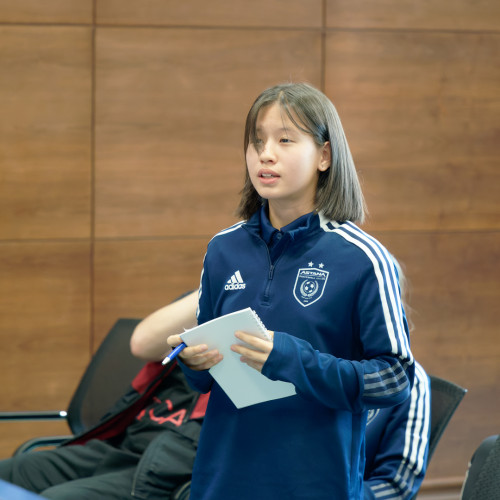 Игита, Турсагулов и Кака ответили на вопросы будущих чемпионов