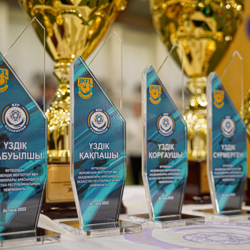 UEFA representative takes part in awarding ceremony